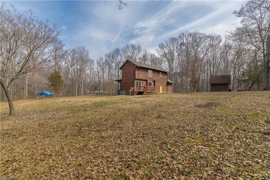 102 Hunters Chase Road Lexington, NC 27292 - Photo 7 of 43