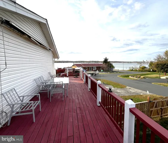 a view of outdoor space with seating space