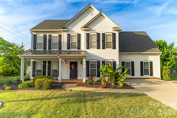 $635,000 | 4105 Autumn Cove Drive, Clover, SC 29710
