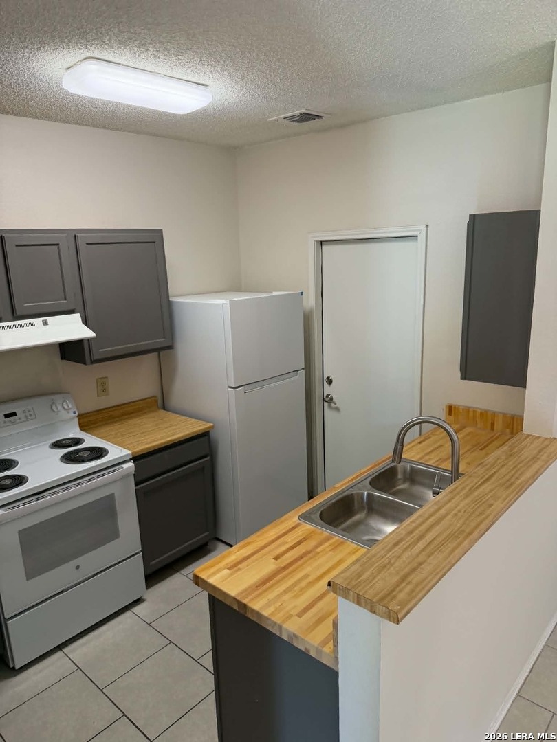 3431 Ridge Country Street San Antonio, TX 78247 - Photo 8 of 20