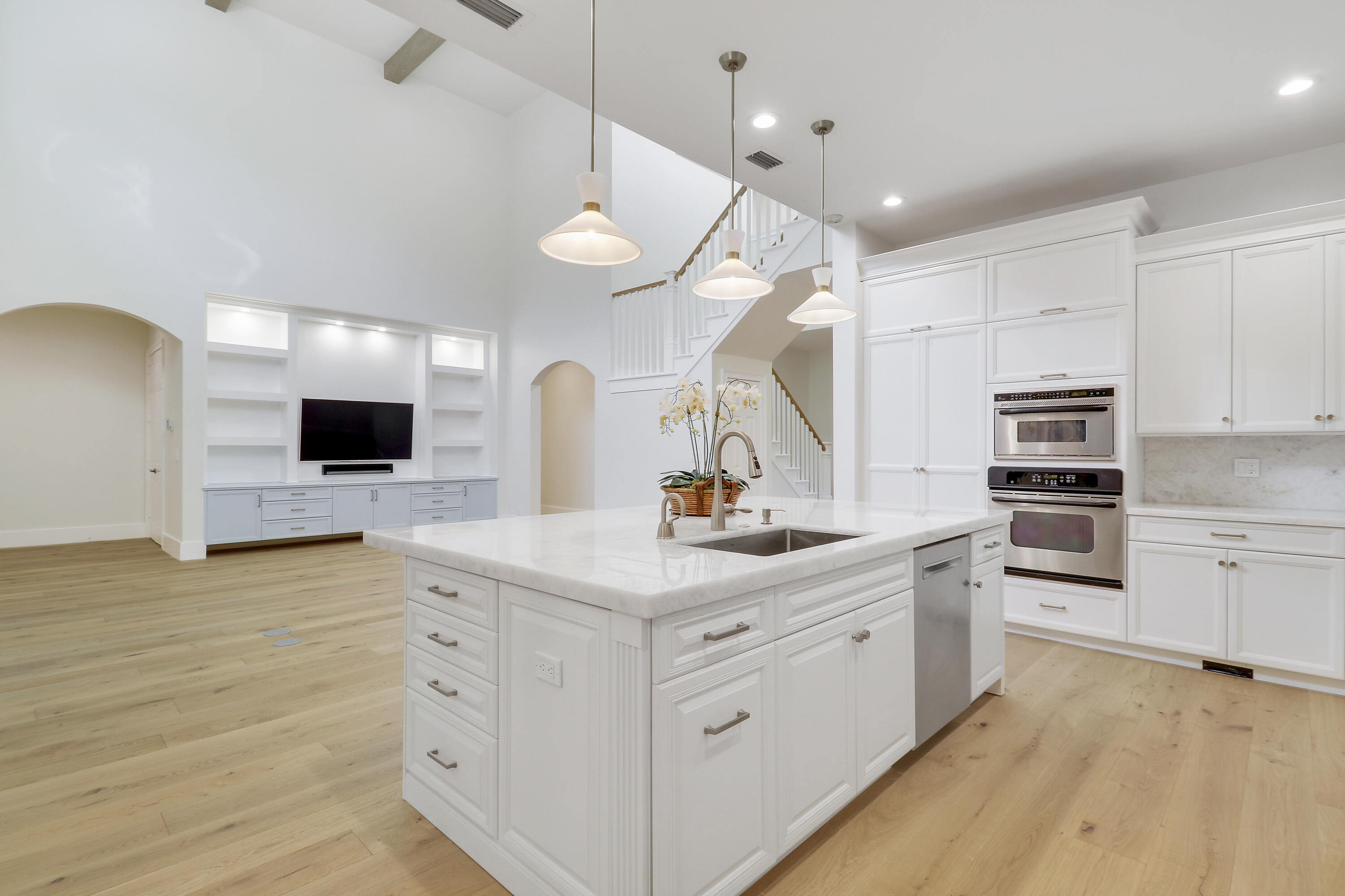 142 Segovia Way Jupiter, FL 33458 - Photo 17 of 52 Kitchen