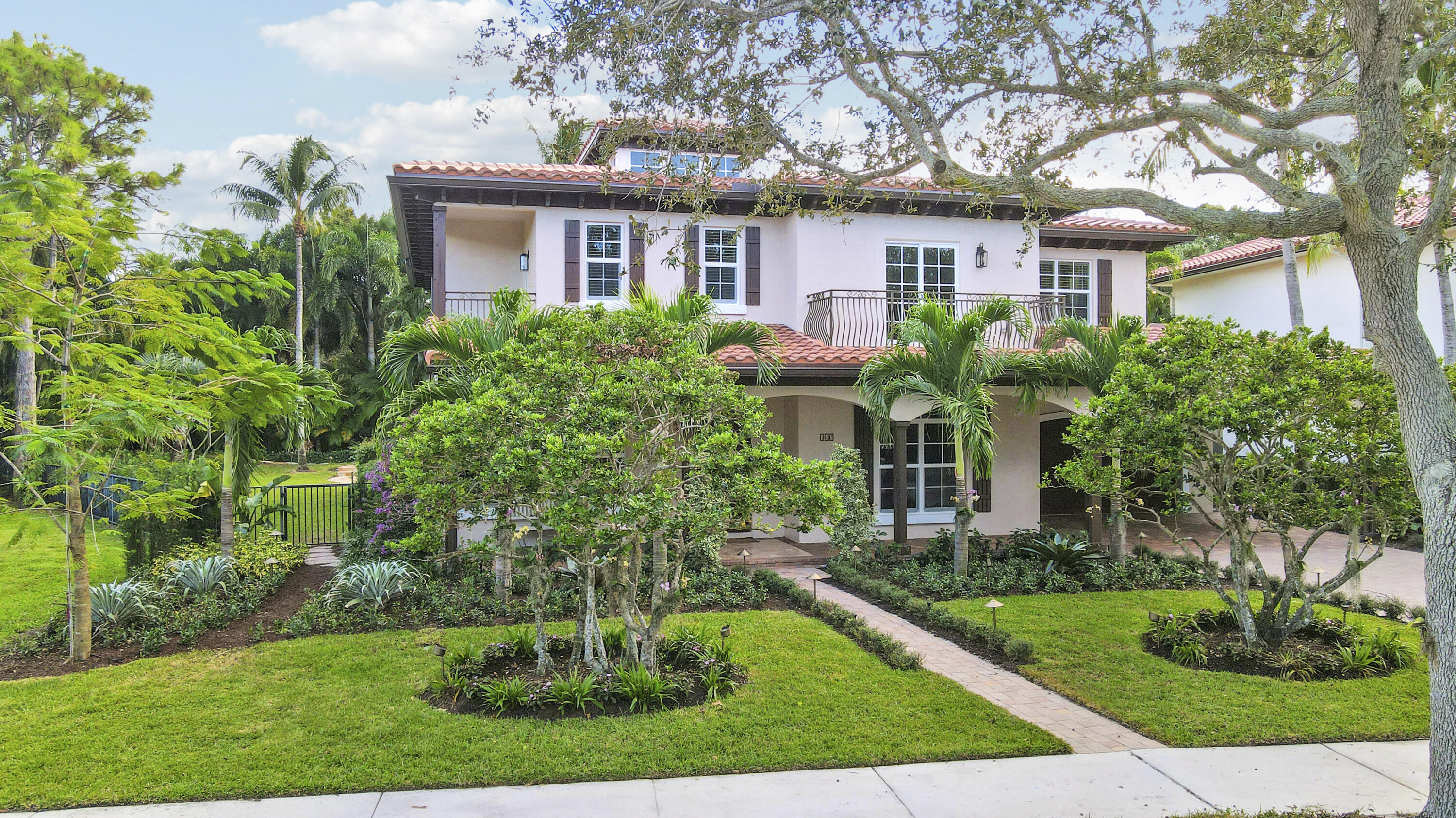 142 Segovia Way Jupiter, FL 33458 - Photo 48 of 52 Front