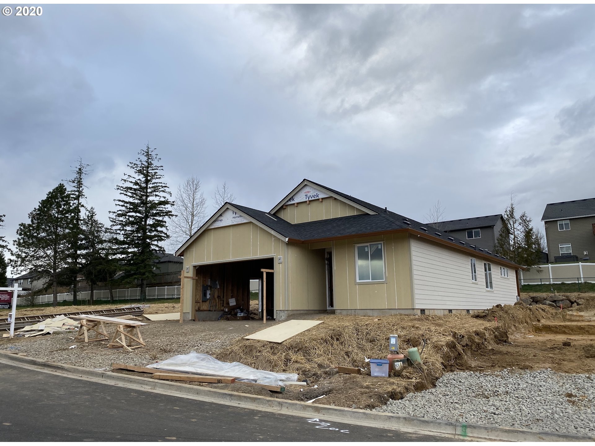 2216 North 4th Way Ridgefield, WA 98642 - Photo 2 of 20