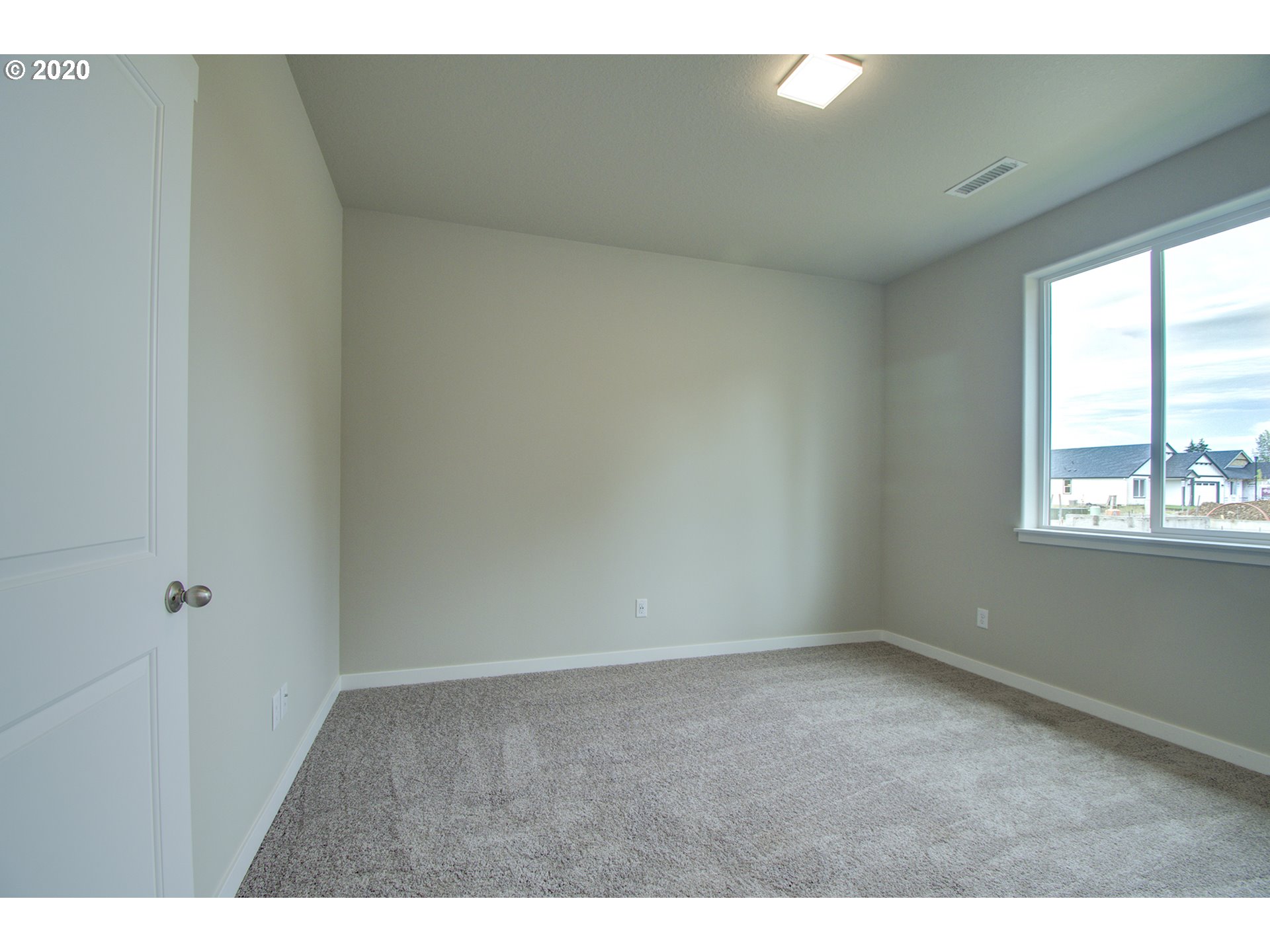 2216 North 4th Way Ridgefield, WA 98642 - Photo 11 of 20