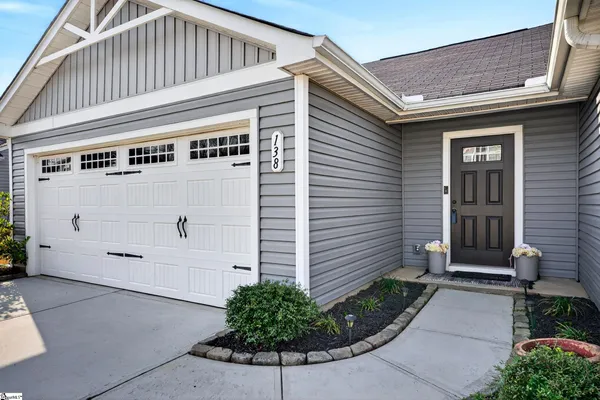 $285,500 | 138 Barrington Creek Road, Piedmont, SC 29673