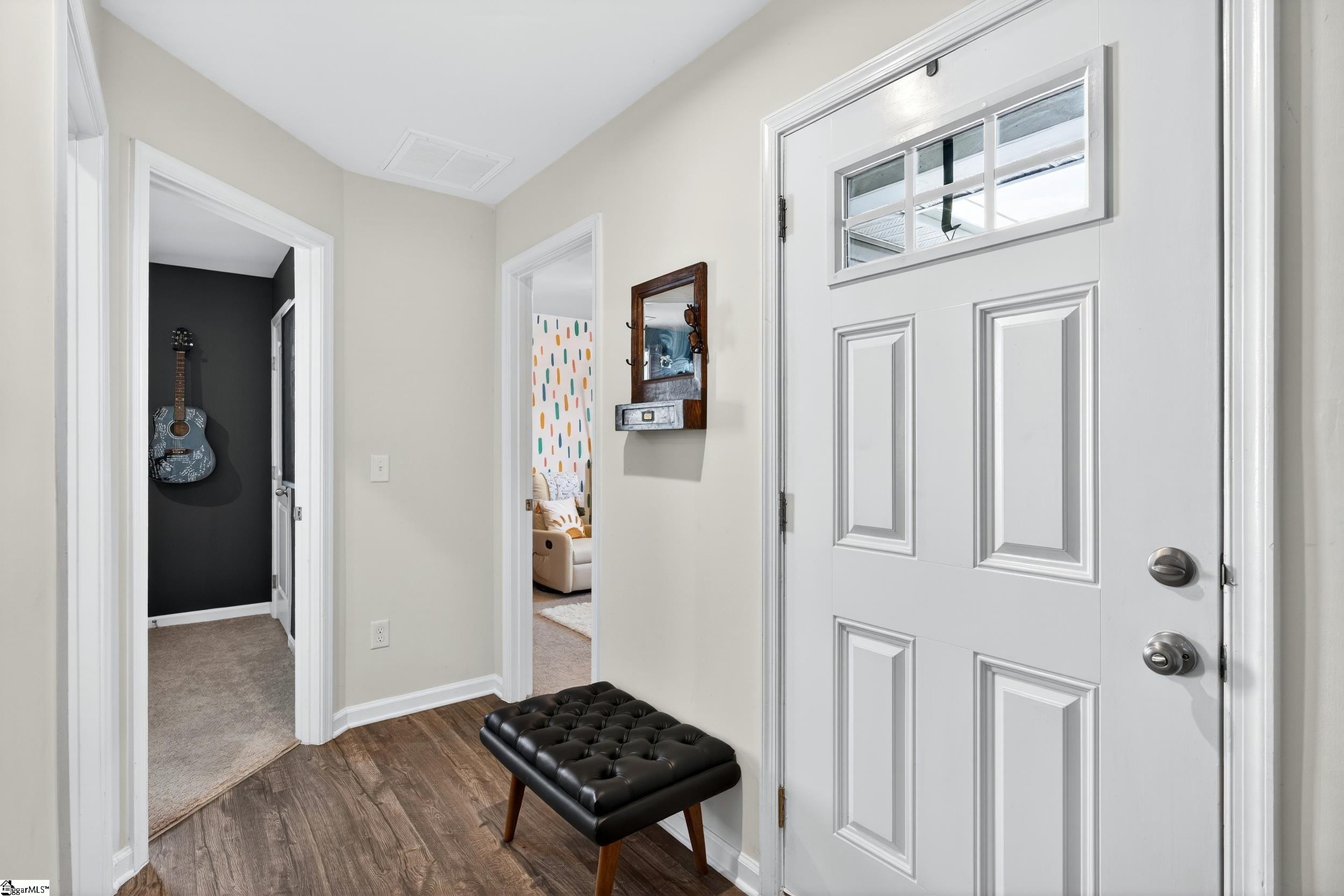 138 Barrington Creek Road Piedmont, SC 29673 - Photo 5 of 38