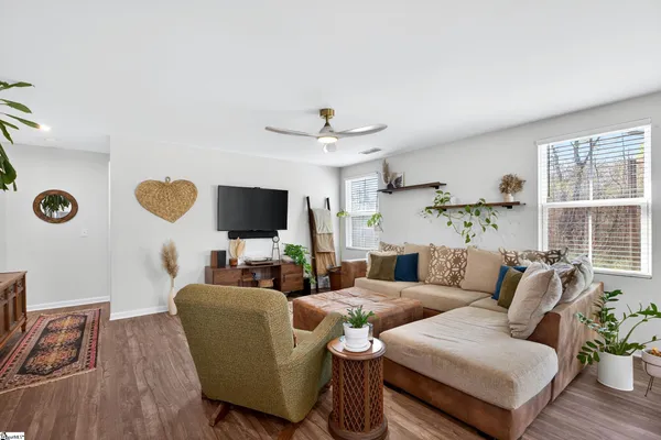 $285,500 | 138 Barrington Creek Road, Piedmont, SC 29673