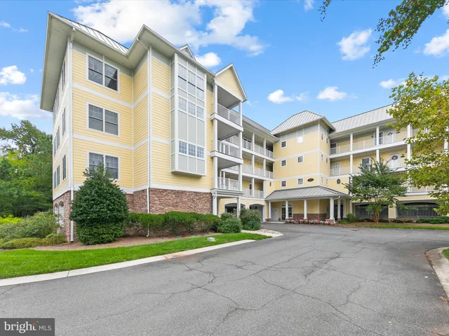 $312,000 | 33579 Windswept Drive, Unit 8205, Millsboro, DE 19966