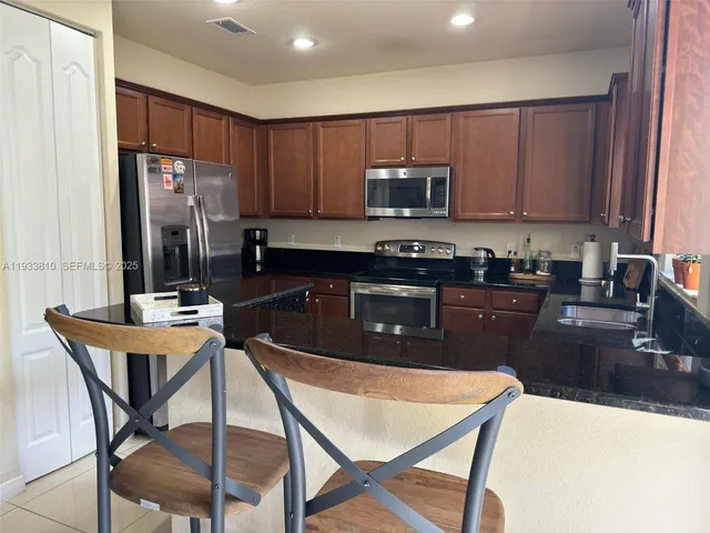 $4,200 | 8437 Blue Cove Way, Unit 8437, Parkland, FL 33076