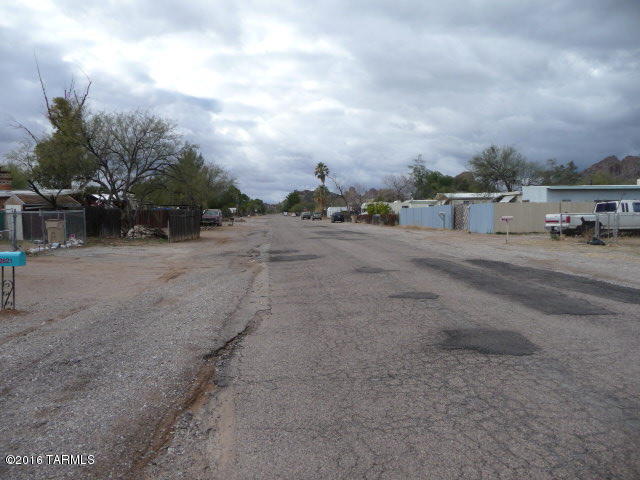 2611 West Roadrunner Road Tucson, AZ 85746 - Photo 3 of 24 Gallery Image 3