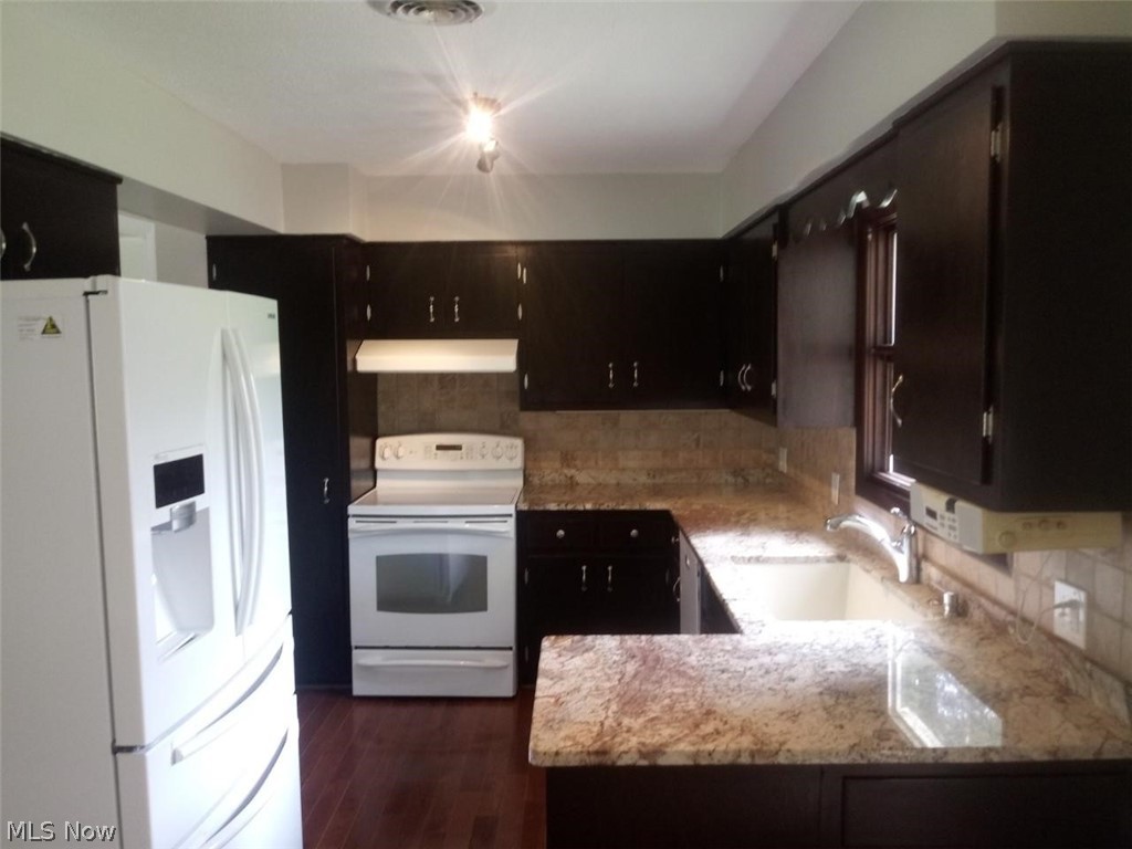 8885 Carnes Road Chagrin Falls, OH 44023 - Photo 12 of 34 Gallery Image 12