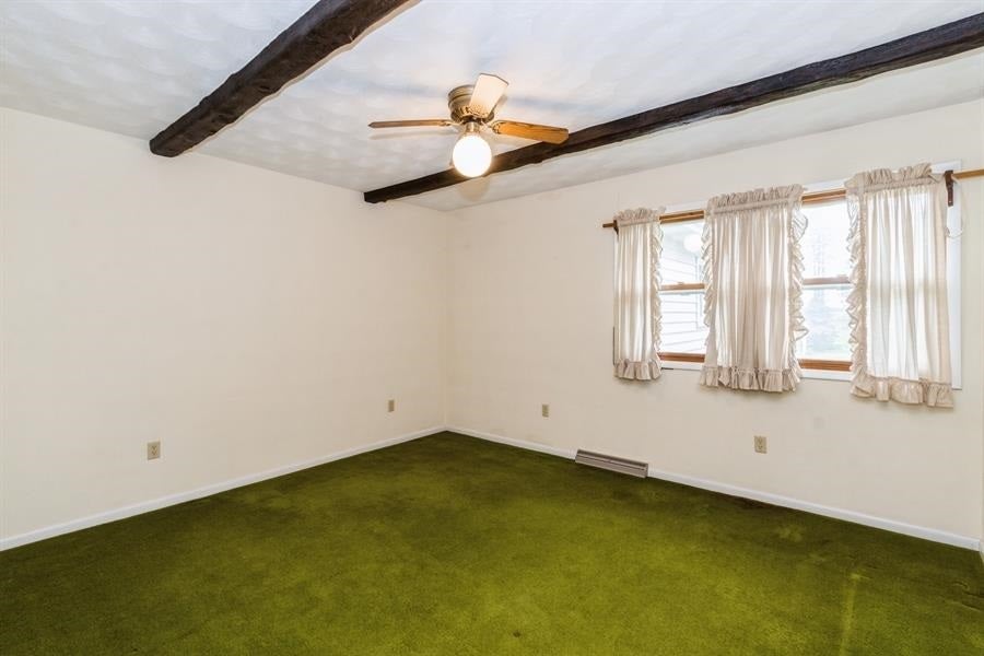 2939 Johnson Cedar Road Northeast Iowa City, IA 52240 - Photo 14 of 39 Gallery Image 14