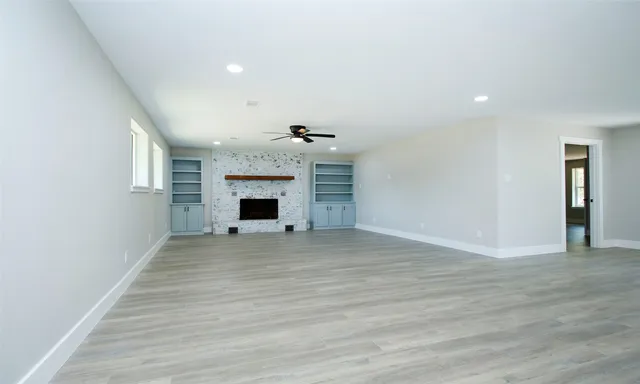 a view of a livingroom with a fireplace