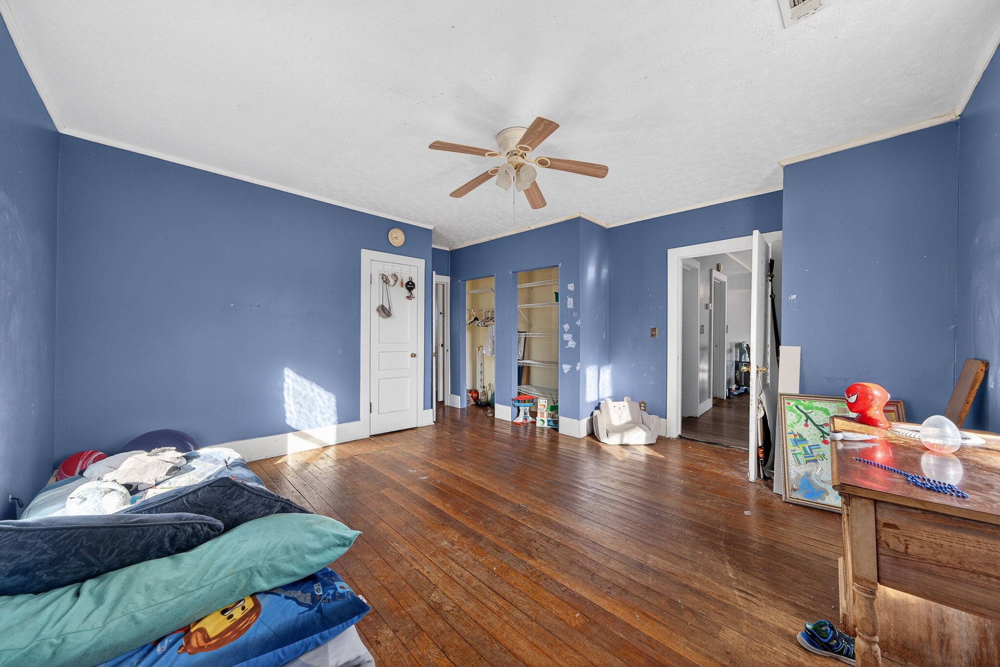 7 Marshall Street Sparta, TN 38583 - Photo 15 of 36 a living room with furniture and wooden floor