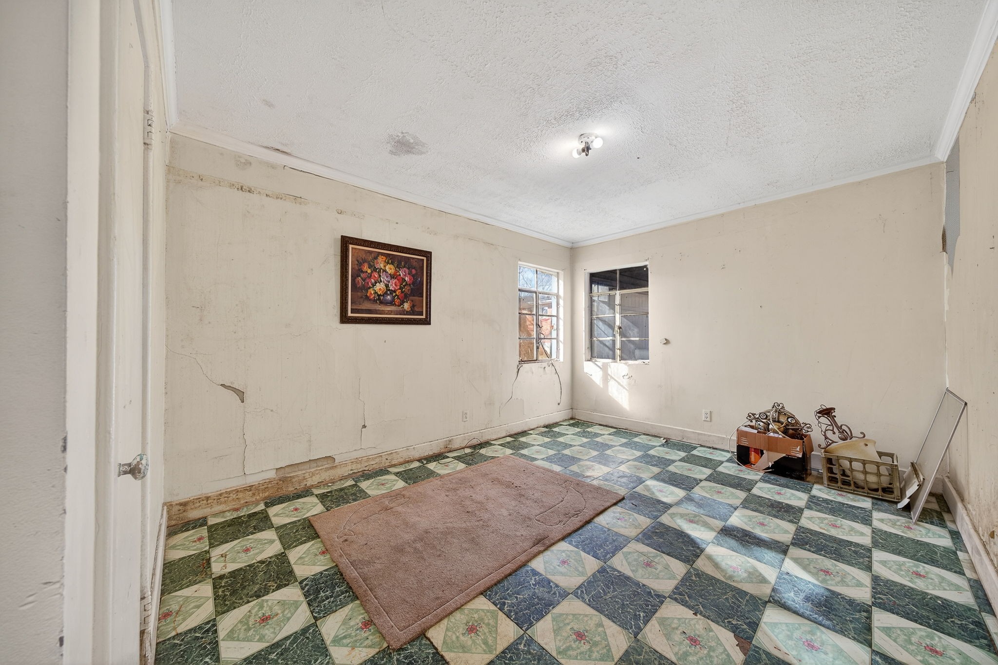 7 Marshall Street Sparta, TN 38583 - Photo 22 of 36 a view of a livingroom with wooden floor and a window