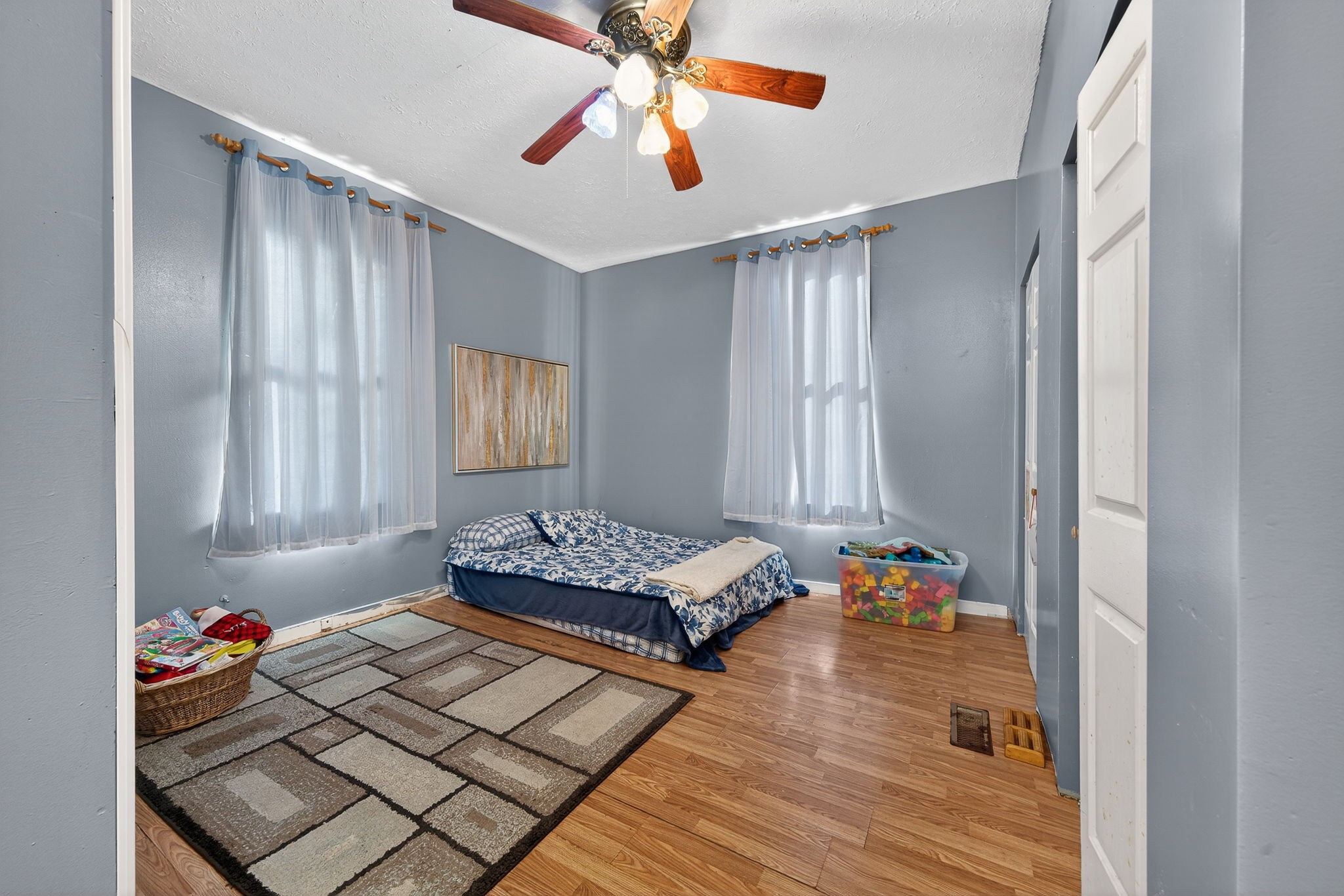 7 Marshall Street Sparta, TN 38583 - Photo 8 of 36 a living room with hard wood flooring and furniture