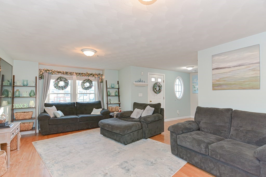 188 Tyngsboro Road, Unit 1 Chelmsford, MA 01863 - Photo 15 of 32
