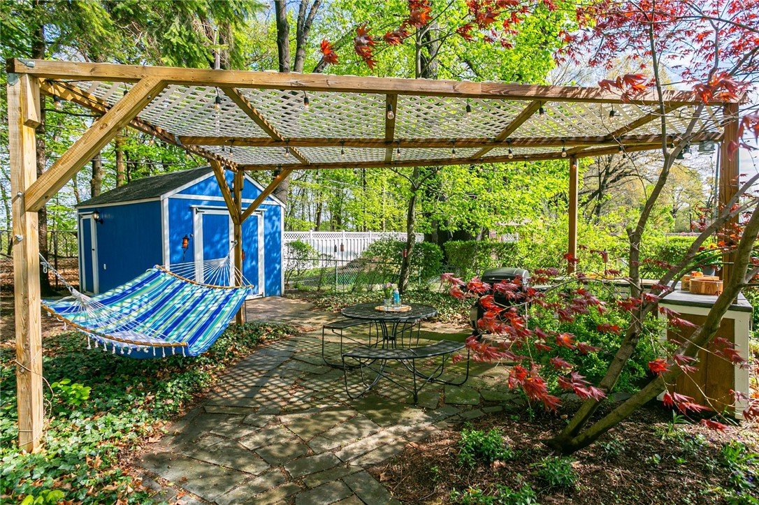 313 Winona Boulevard Irondequoit, NY 14617 - Photo 5 of 50