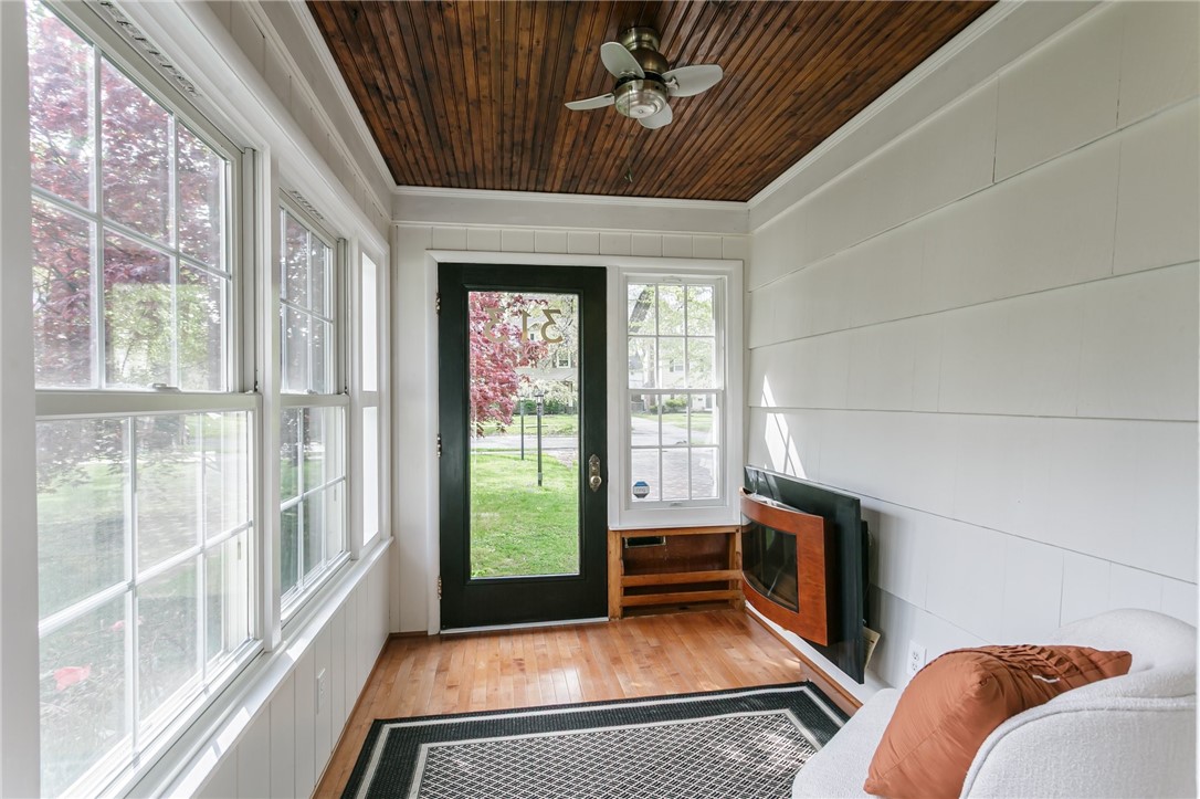 313 Winona Boulevard Irondequoit, NY 14617 - Photo 6 of 50