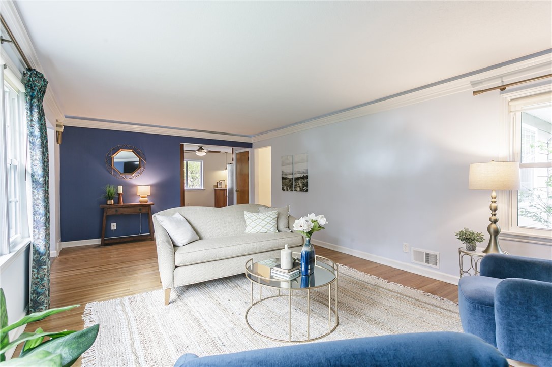 313 Winona Boulevard Irondequoit, NY 14617 - Photo 9 of 50