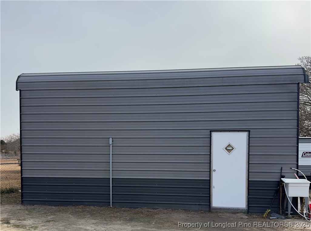 292 Grenada Road Fayetteville, NC 28306 - Photo 30 of 37 a view of a building