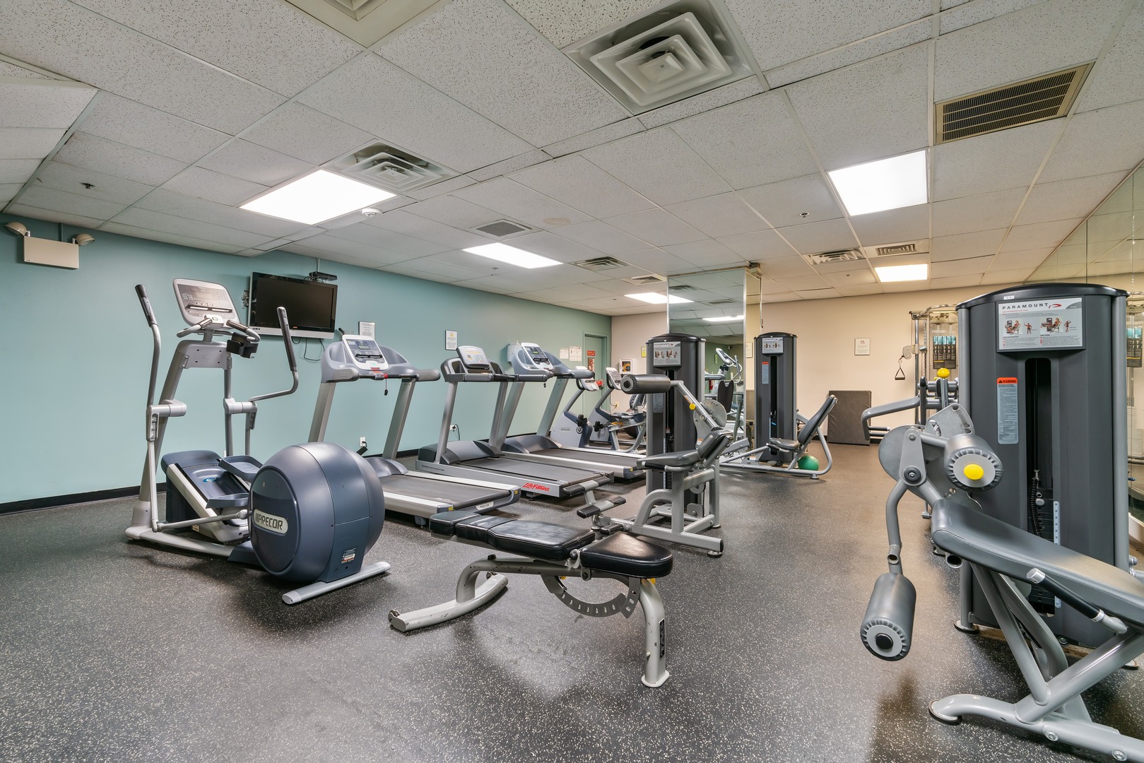 40 East 9th Street, Unit 1516 Chicago, IL 60605 - Photo 27 of 31