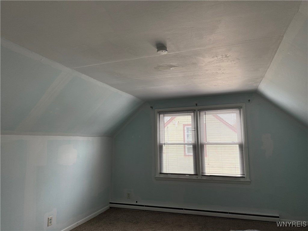 674 79th Street Niagara Falls, NY 14304 - Photo 12 of 16