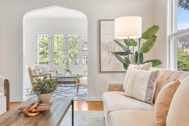 $3,700 | 1621 West 25th Street, Unit 1, Minneapolis, MN 55405