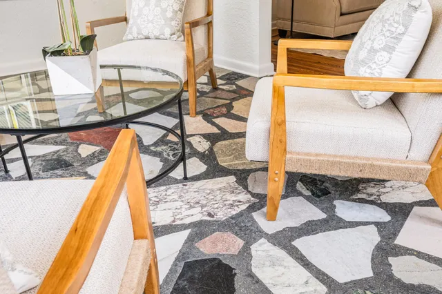 $3,700 | 1621 West 25th Street, Unit 1, Minneapolis, MN 55405