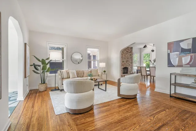 $3,700 | 1621 West 25th Street, Unit 1, Minneapolis, MN 55405