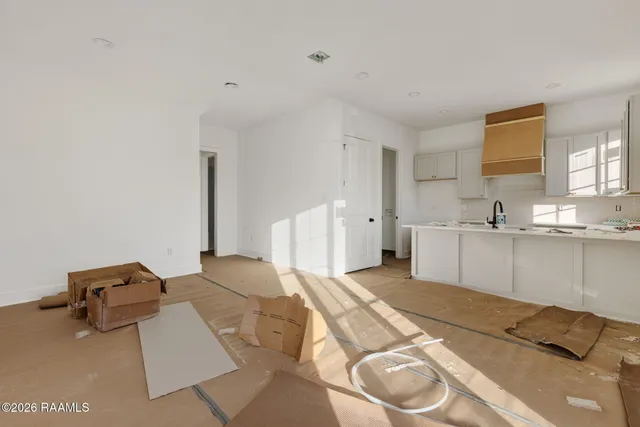 $339,000 | 905 Broyles Lane, Unit 404, Youngsville, LA 70592