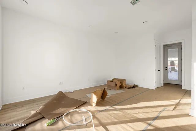 $339,000 | 905 Broyles Lane, Unit 404, Youngsville, LA 70592