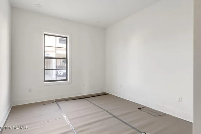 $339,000 | 905 Broyles Lane, Unit 404, Youngsville, LA 70592