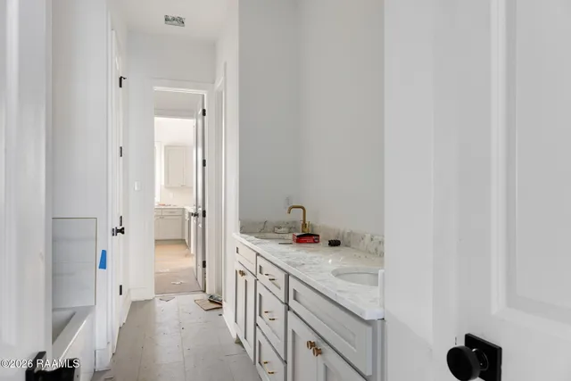 $339,000 | 905 Broyles Lane, Unit 404, Youngsville, LA 70592