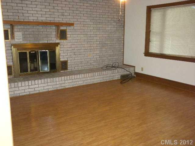3905 Wolf Pond Road Monroe, NC 28112 - Photo 2 of 10