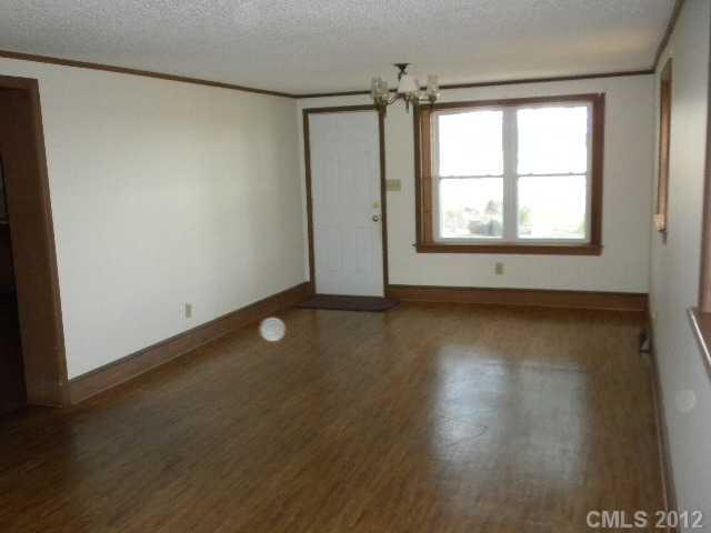 3905 Wolf Pond Road Monroe, NC 28112 - Photo 3 of 10