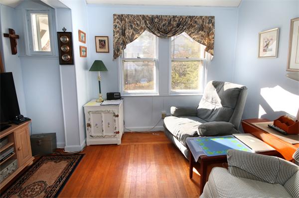 67 Sutherland Road Arlington, MA 02476 - Photo 16 of 24
