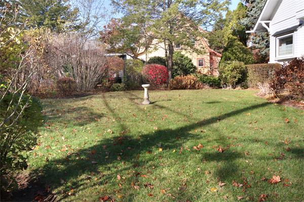67 Sutherland Road Arlington, MA 02476 - Photo 20 of 24