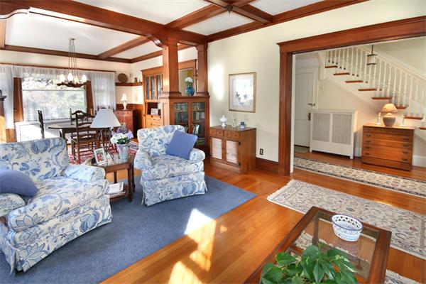 67 Sutherland Road Arlington, MA 02476 - Photo 4 of 24