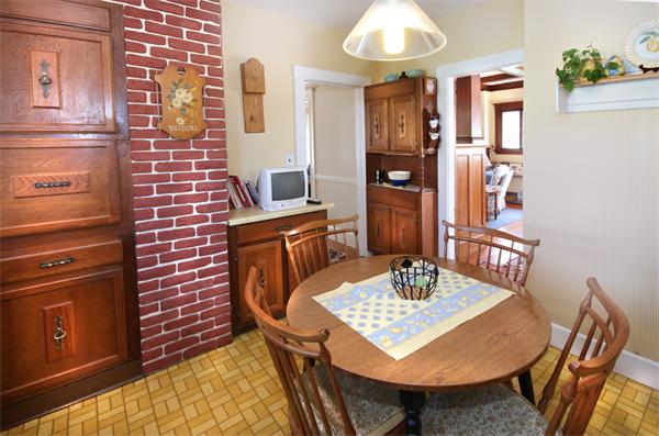 67 Sutherland Road Arlington, MA 02476 - Photo 9 of 24
