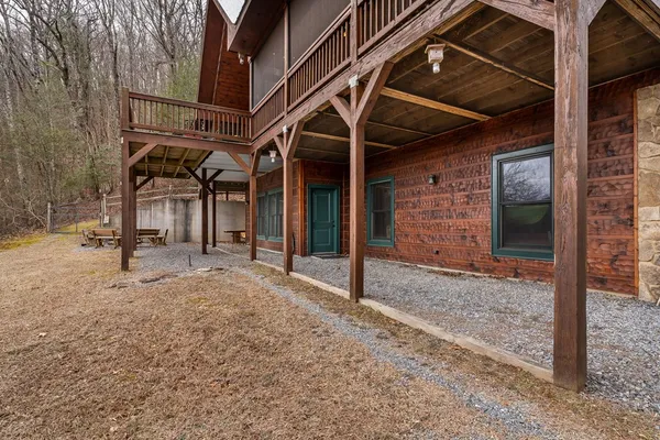 $799,900 | 197 Cashes Valley, Cherry Log, GA 30522