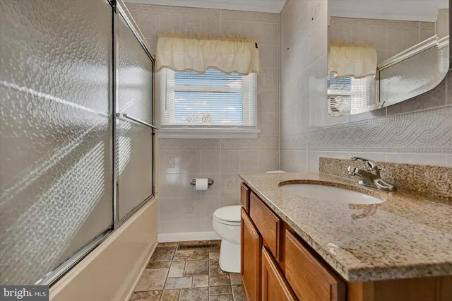 $256,900 | 3813 Sylvan Drive, York, PA 17402