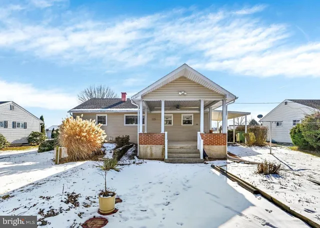 $256,900 | 3813 Sylvan Drive, York, PA 17402