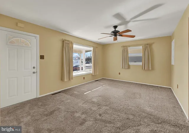 $256,900 | 3813 Sylvan Drive, York, PA 17402