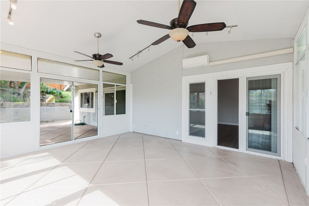 1901 Laurel Road Oceanside, CA 92054 - Photo 29 of 54 Sunroom