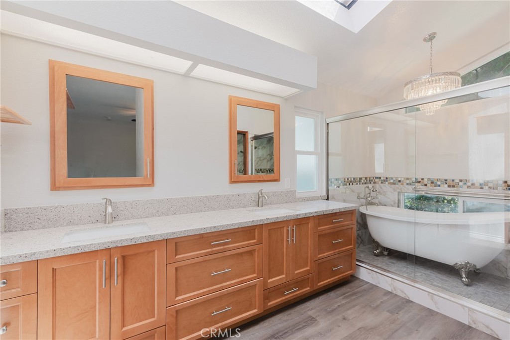 1901 Laurel Road Oceanside, CA 92054 - Photo 5 of 54 Primary bathroom