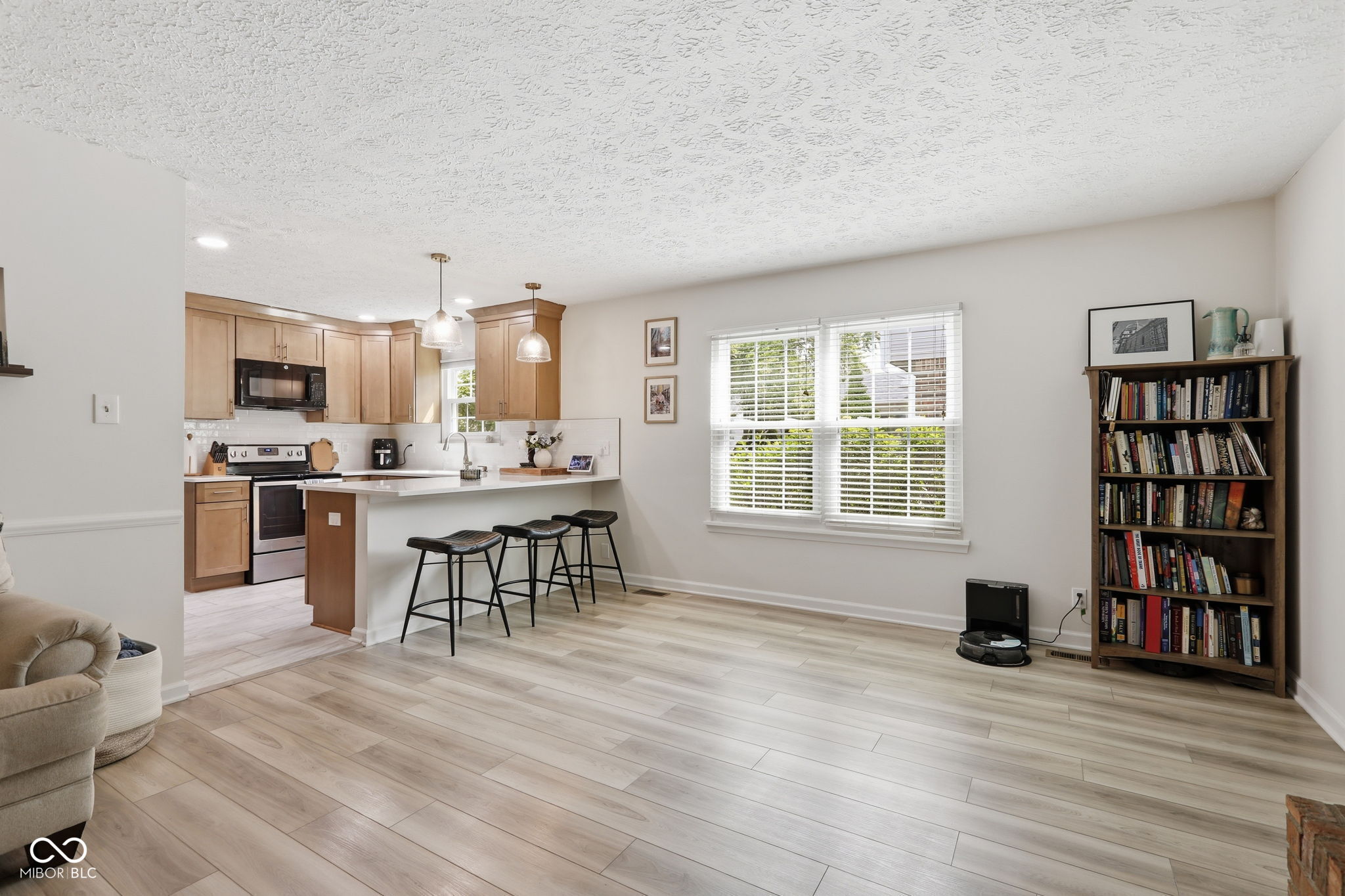 624 Colbarn Drive Fishers, IN 46038 - Photo 12 of 58