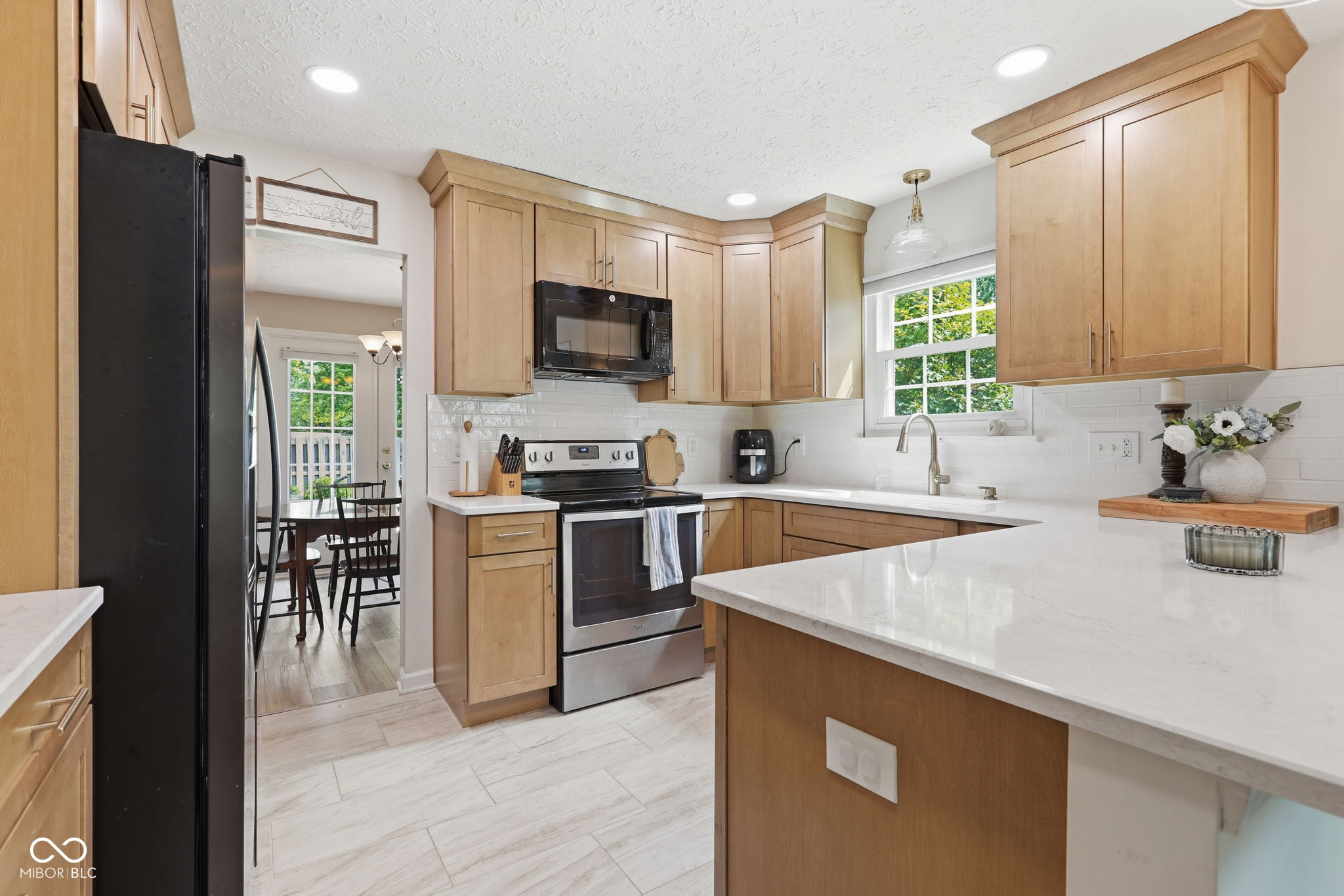624 Colbarn Drive Fishers, IN 46038 - Photo 15 of 58