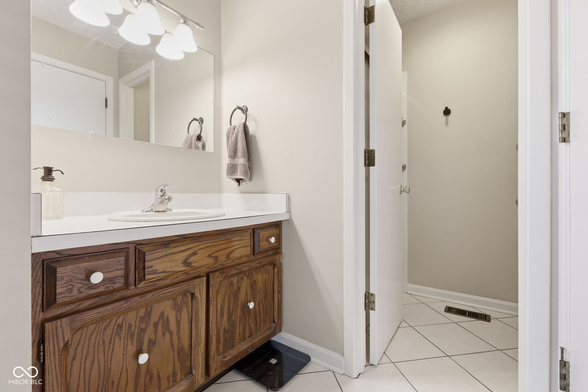 624 Colbarn Drive Fishers, IN 46038 - Photo 35 of 58