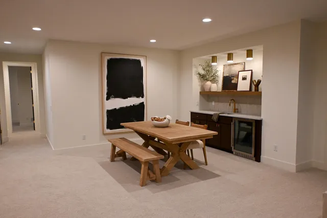 $1,198,549 | 5250 Polaris Lane North, Plymouth, MN 55446